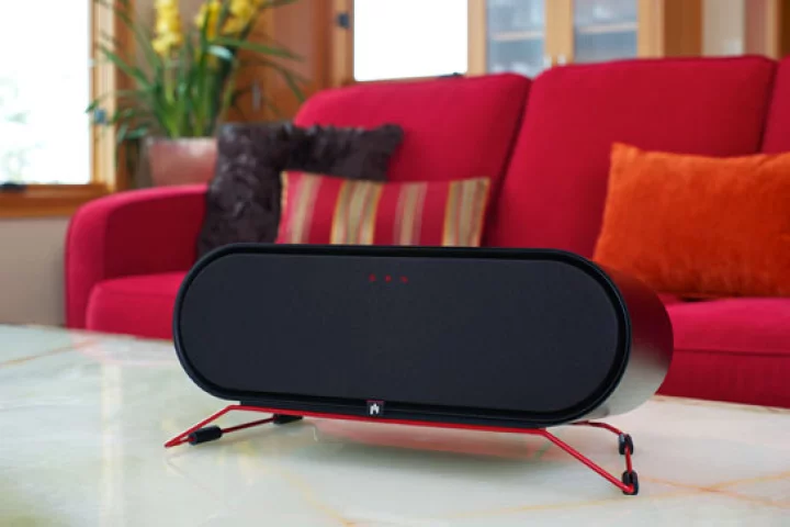 The ARIS wireless speaker for Windows plays music streamed from a Windows PC