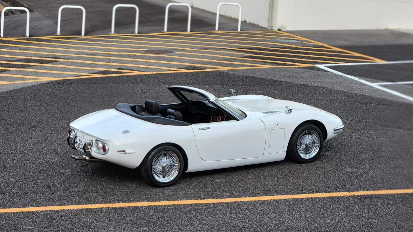 Rocky Auto’s convertible 3000GT - a reproduction of a car that never was.