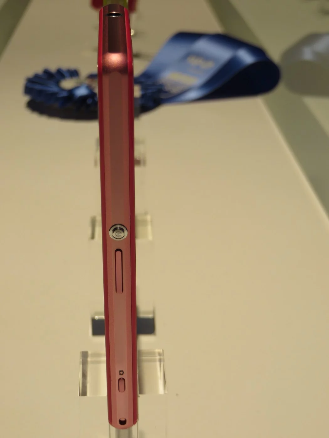 137 grams and just 9.5 mm thick