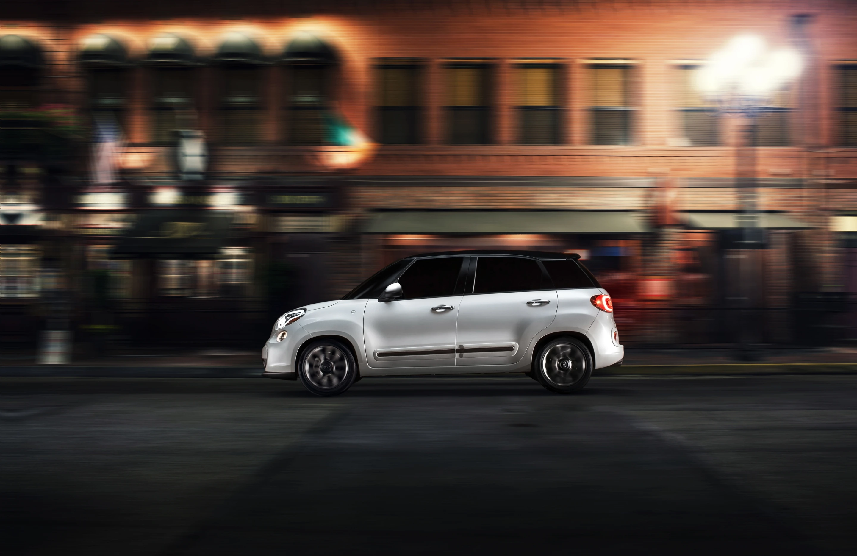 The Fiat 500L on the street