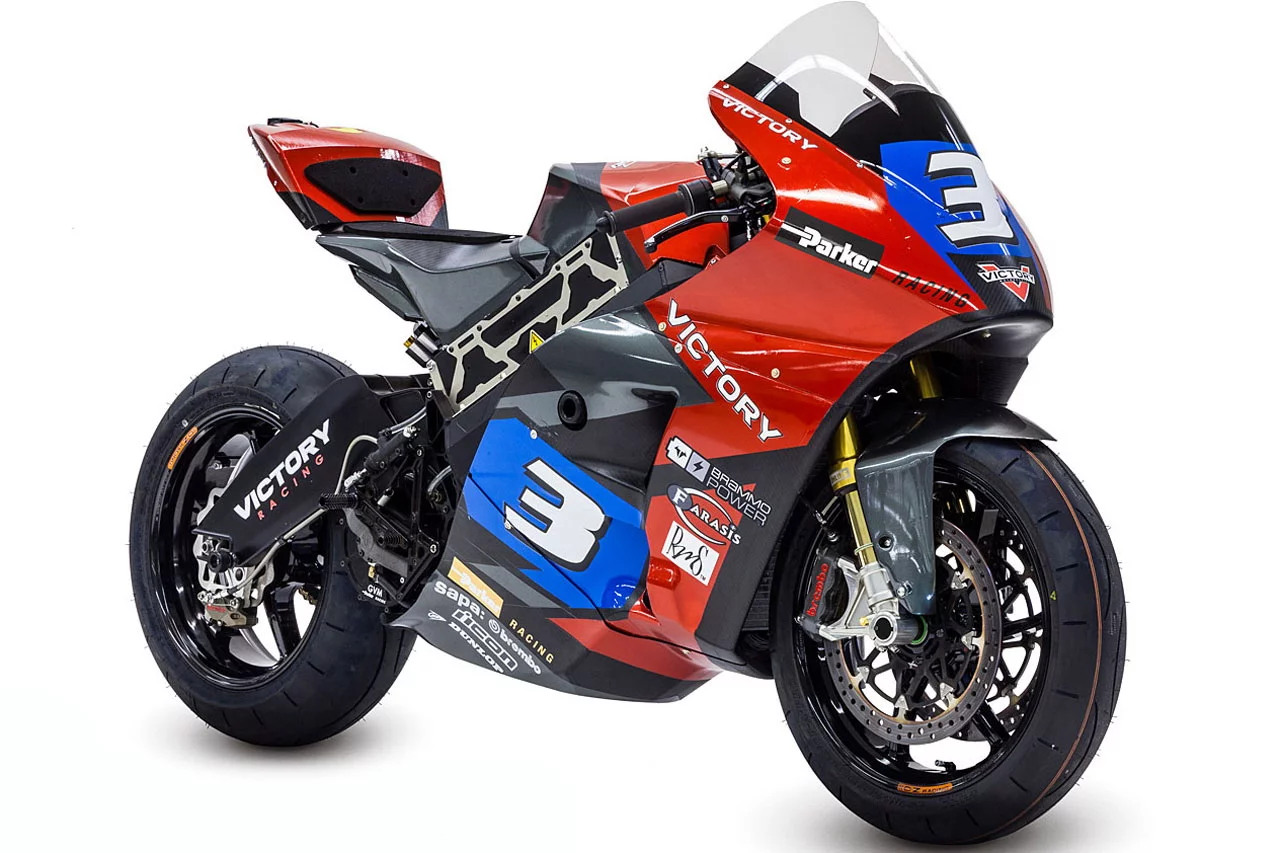 Victory Racing came to the TT Zero with en evolution of the Brammo Empulse, after buying Brammo last January