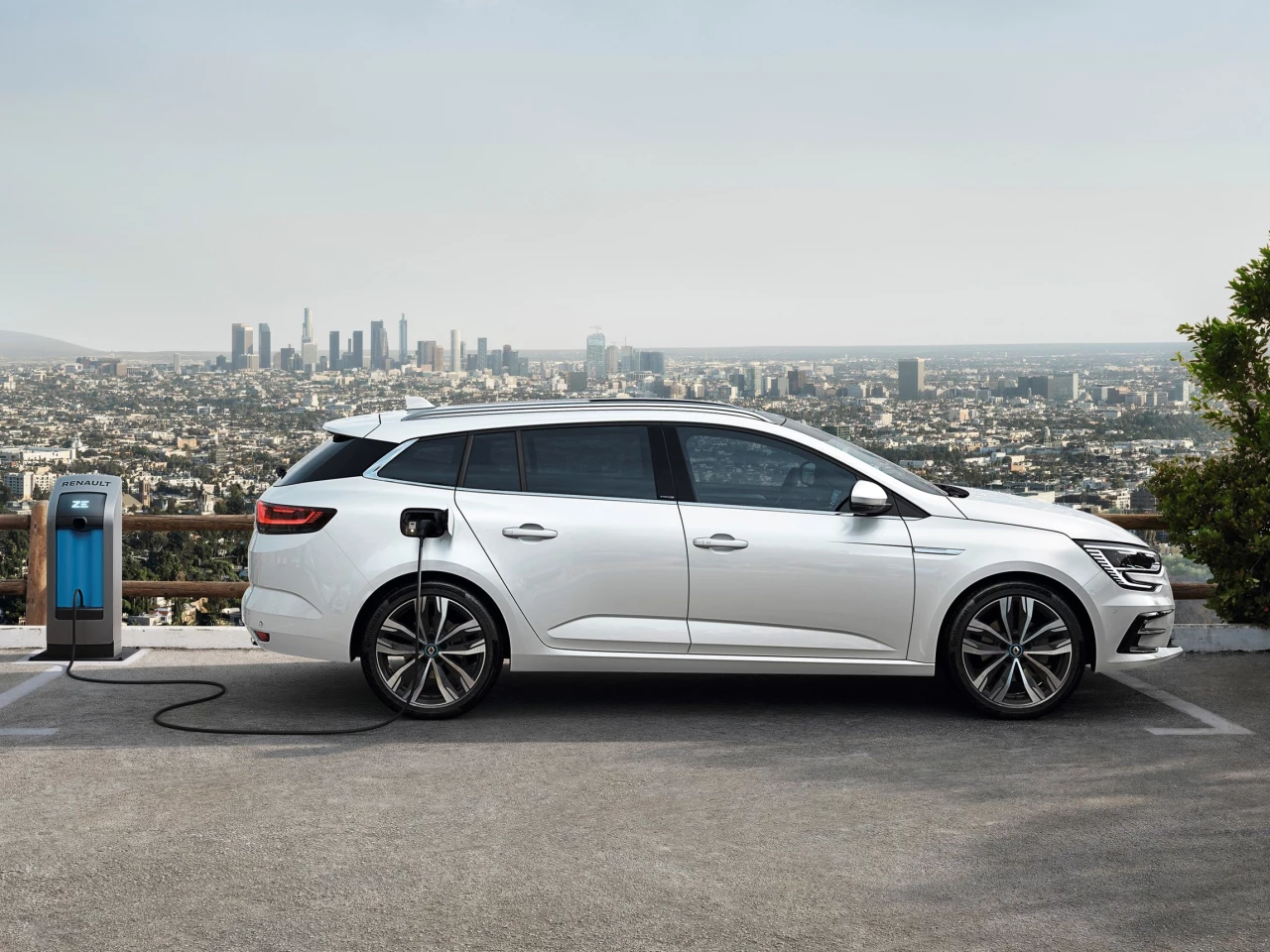 The E-Tech plugin hybrid can travel up to 65 km on electric power alone, knocking off the vast majority of daily driving