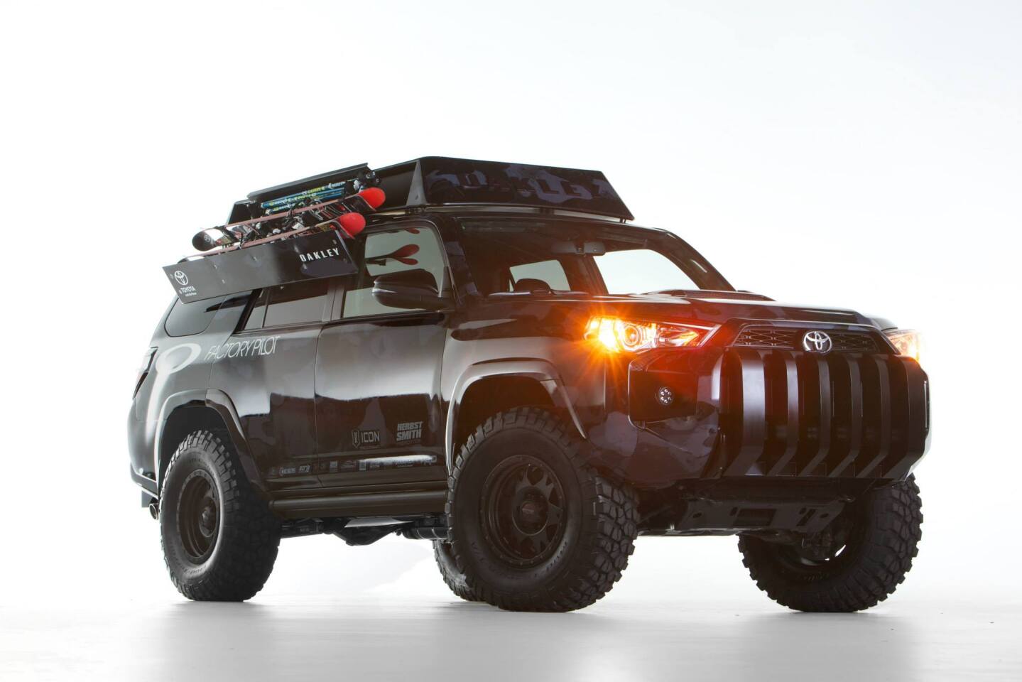 The Ultimate Dream Ski 4Runner got a full overhaul, inside and out