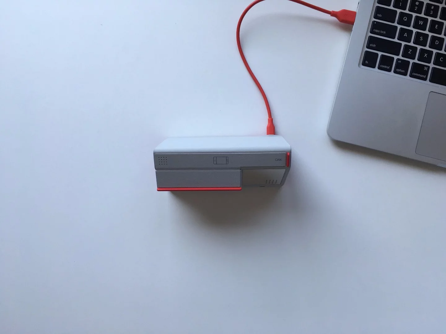 The battery in the Oak dock is said to last around two weeks without a charge