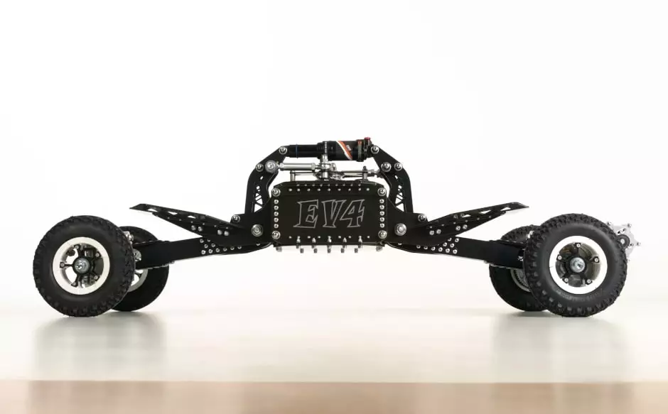 The foot supports are angled upward, which EV4 says gives a more natural ride