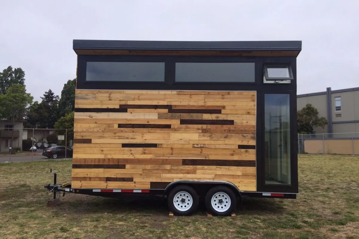 The unnamed home is very basic, and is perhaps better thought of as a shelter or retreat in its current guise, rather than a fully-featured tiny house