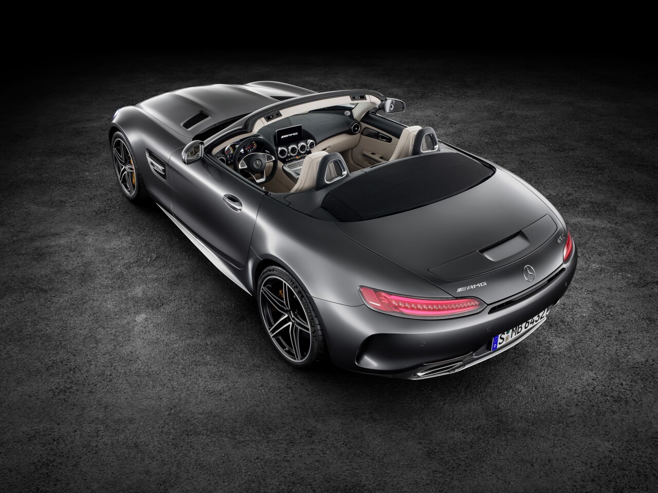 The AMG GT Roadster shares its interior with the coupe