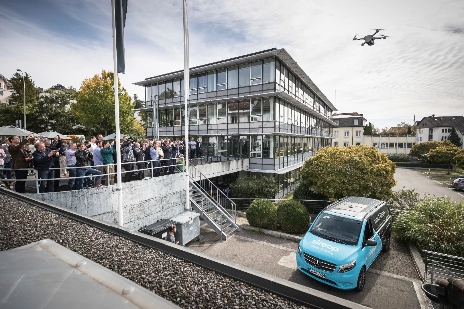 Matternet's M2 drones are being trialled as part of a delivery service that integrates Mercedes vans