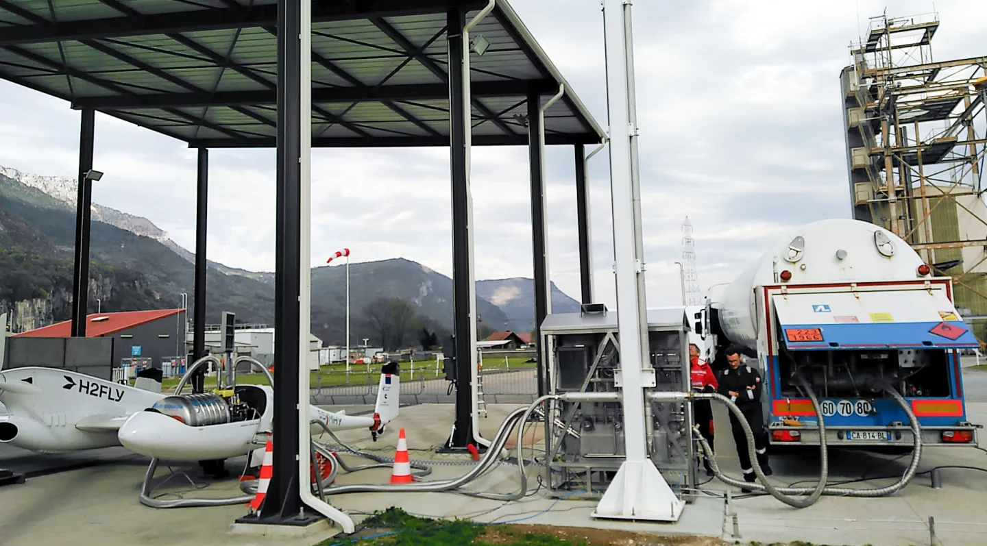 H2Fly undertaking ground-based liquid hydrogen refueling tests
