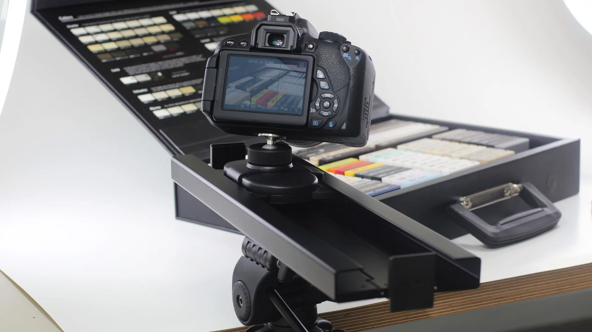 Muwi: a bit of motion parallax adds a lot to a shot.