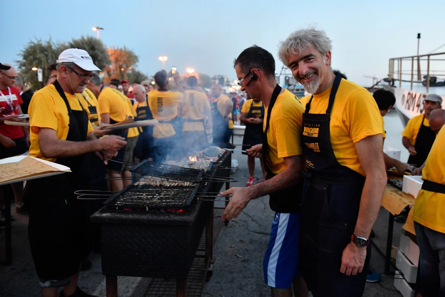 WDW is exquisitely organised, yet the infrastructure during the event appears to be almost flat, meaning everyone from the CEO to the factory floor workers all pitch in and get their hands dirty serving their customers, and when you line up for your food, you're just as likely to come across managers such as Gigi Dall'Igna or Paolo Ciabatti putting a sardine on your ciabata.