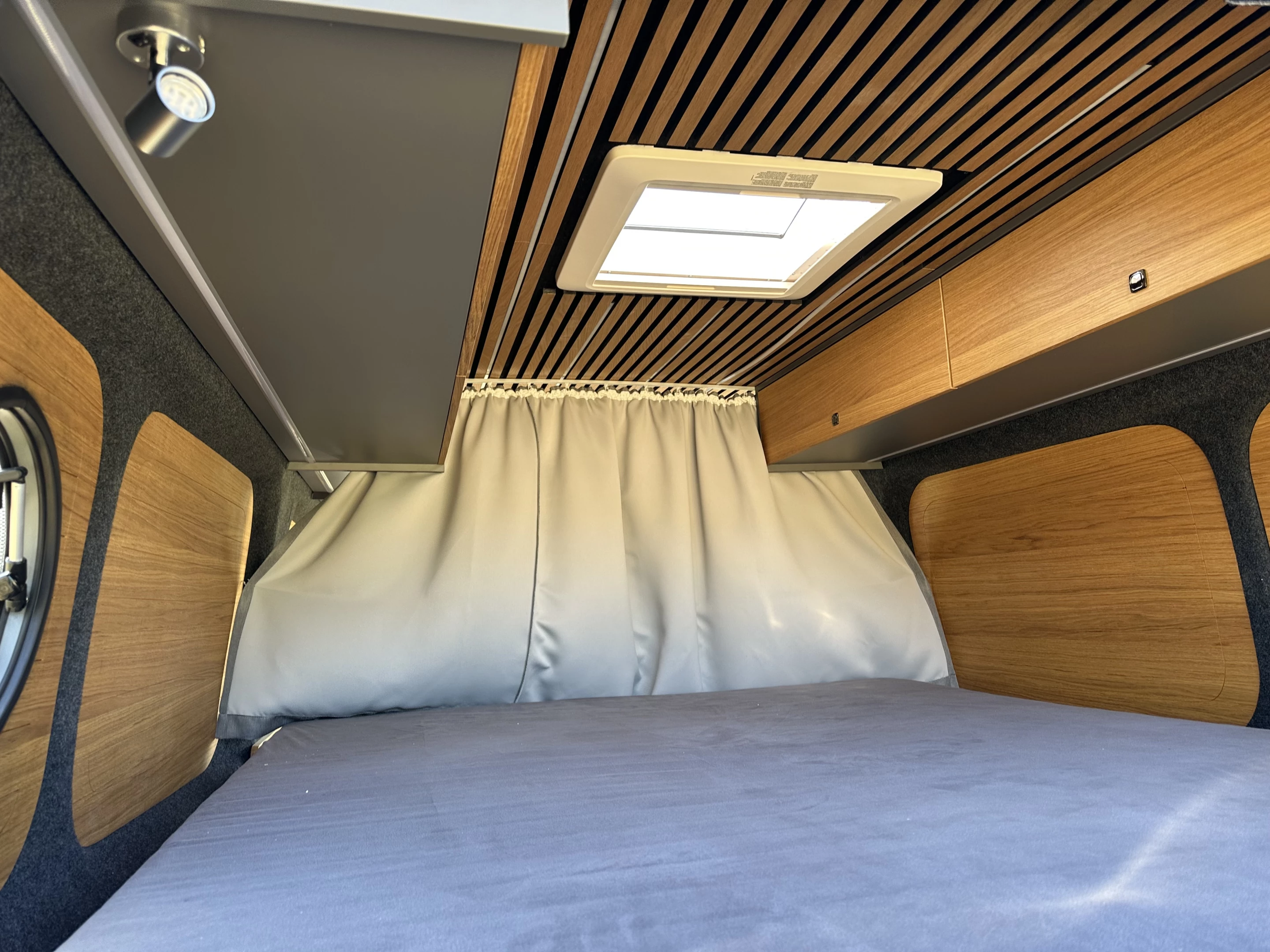 Closing off the bedroom with a front curtain