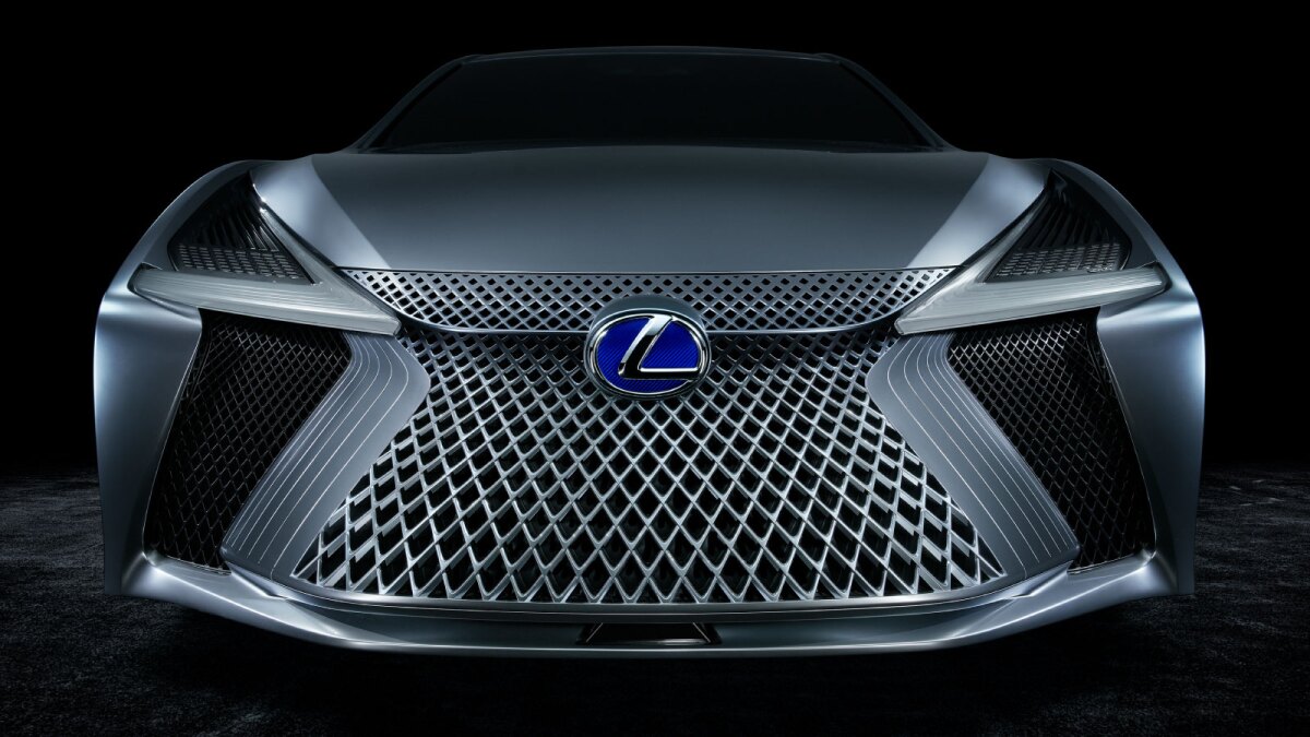One look at the LS+ Concept and you're eyes will probably head straight for the monster grille up front