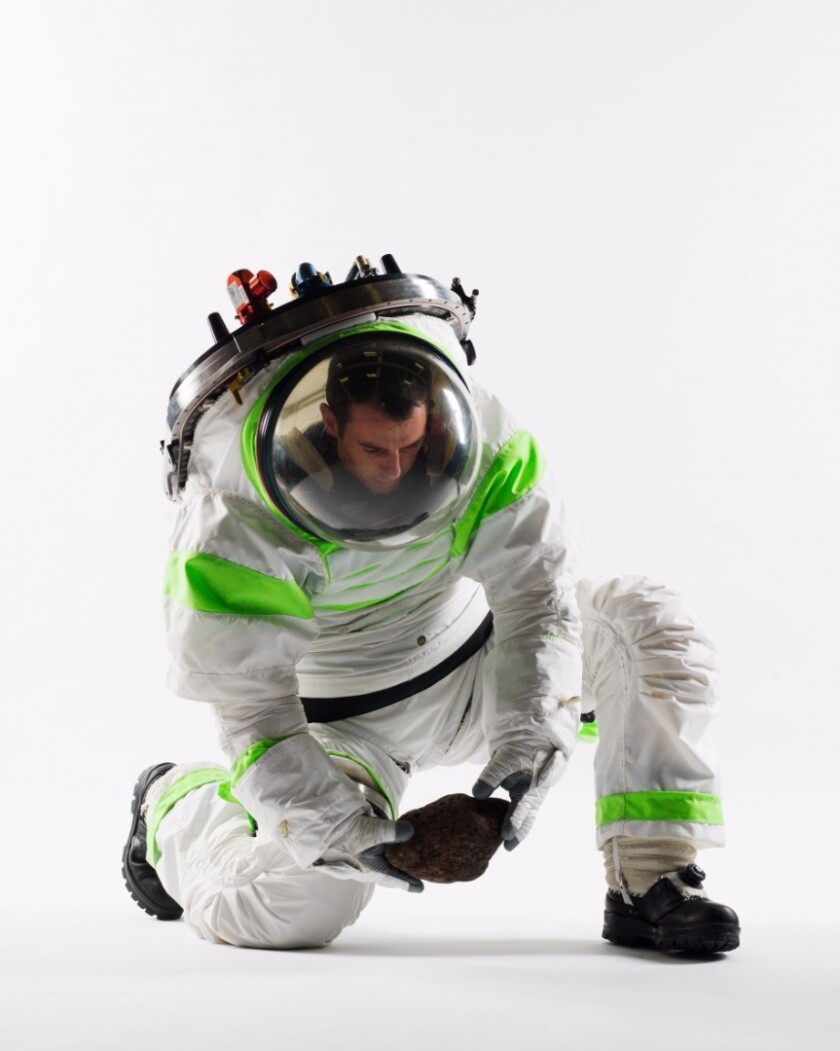 Z-1 suit mobility test
