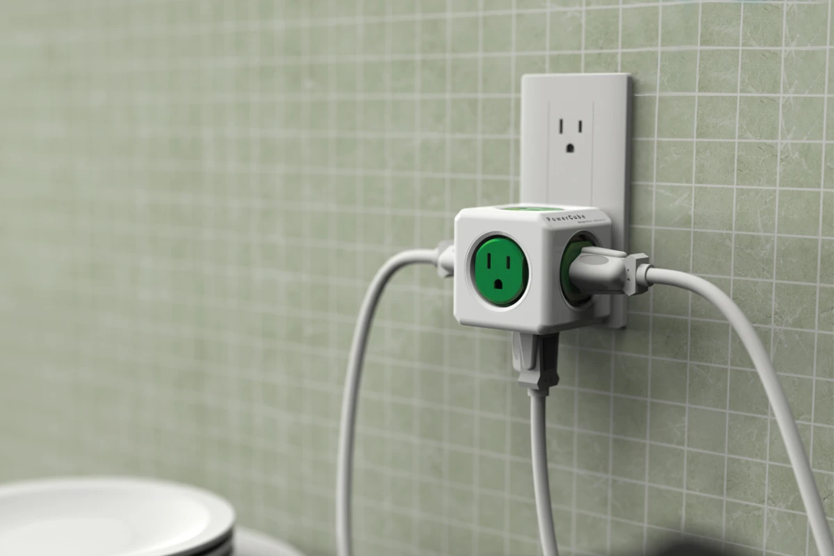 The PowerCube Original offers five conventional outlets