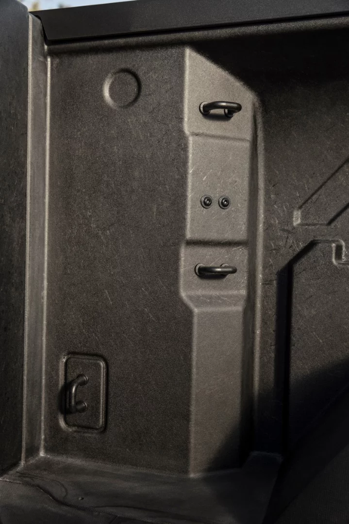 Extra tie-down points and other convenience upgrades are possible thanks to the properties of carbon fiber