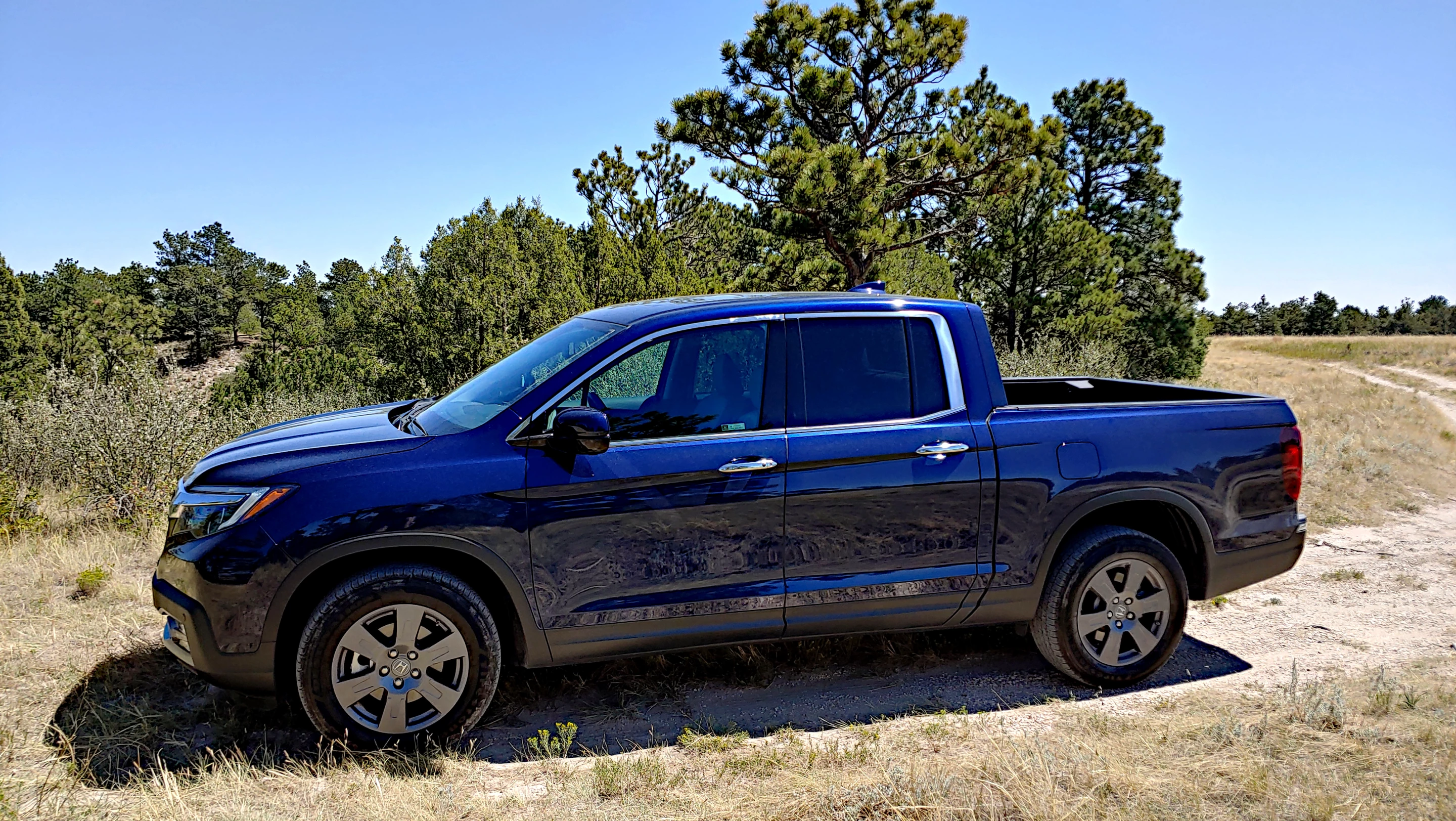 The 2020 Honda Ridgeline is a more than capable pickup truck that has a lot of advantages over other trucks on the market
