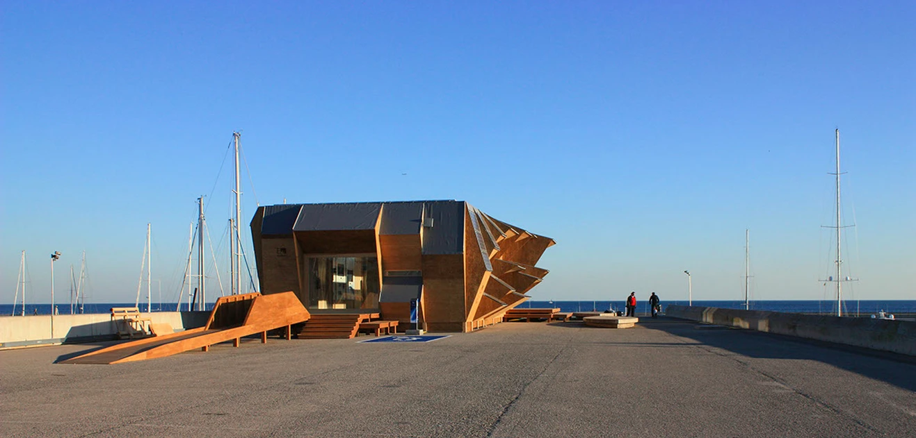 The building stands at Barcelona's Moll de la Marina and will open to the public for Smart City Barcelona (which we believe is taking place this coming November)