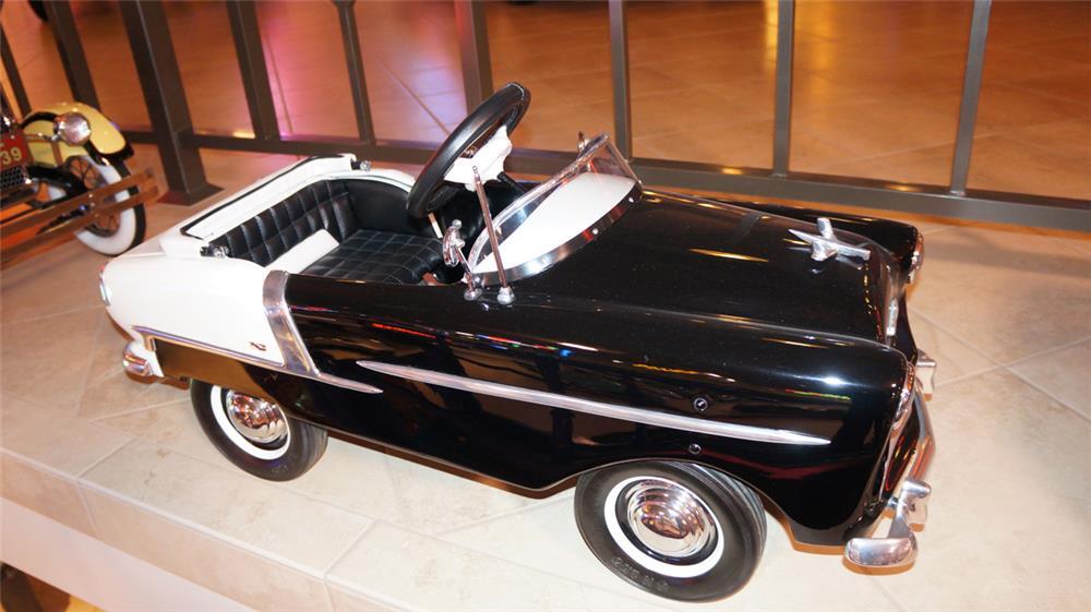 70 vintage pedal cars lead to record sale of automobilia collectibles