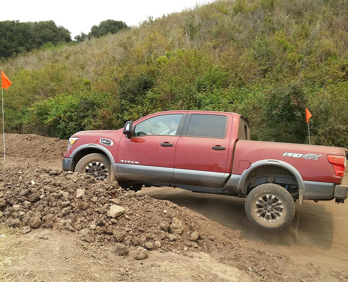 Off the road, we found the 2017 Titan XD in its Pro-4X package lived up to expectations in the dirt