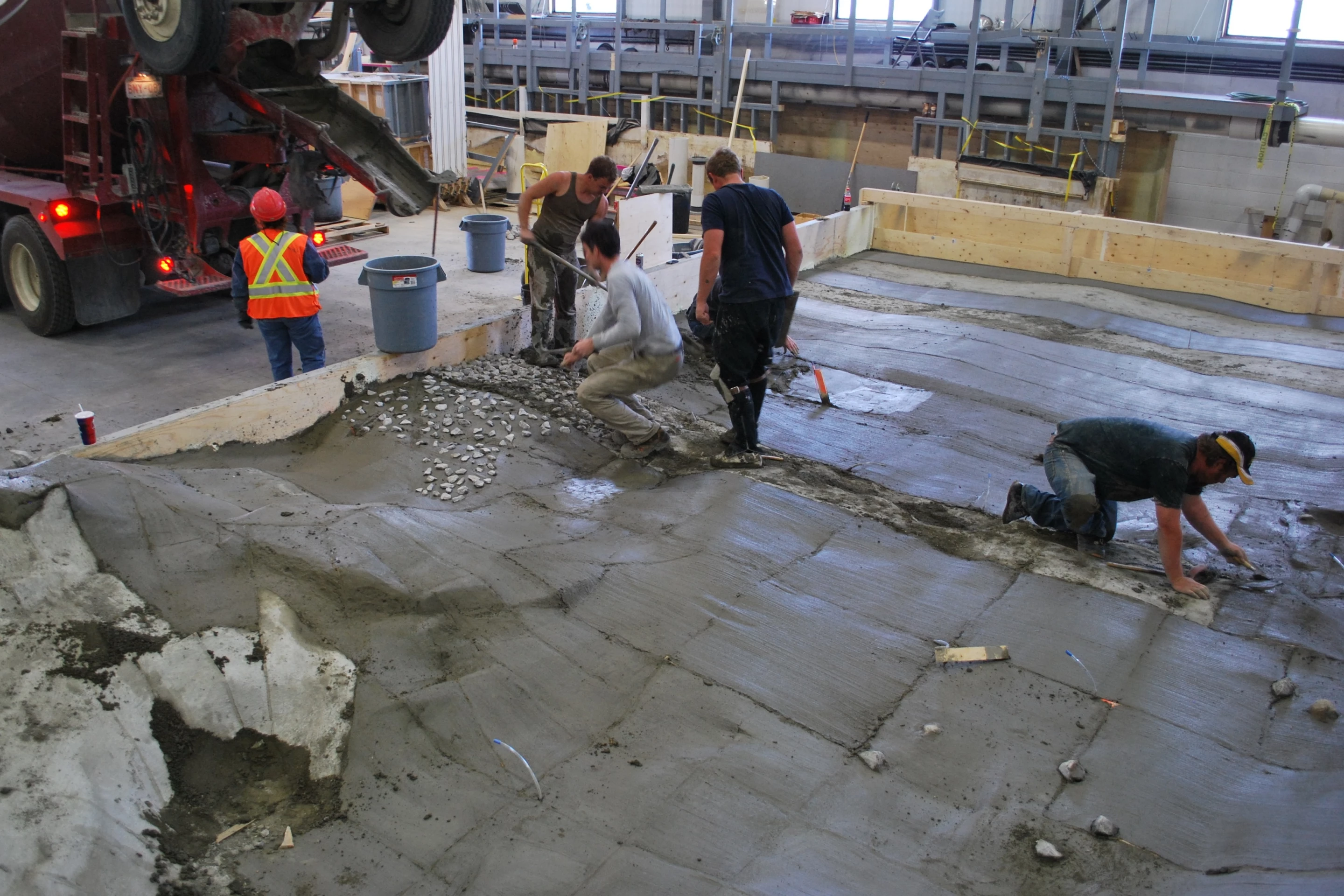 The river's bedrock is simulated using a cap of concrete (Photo: NHC)
