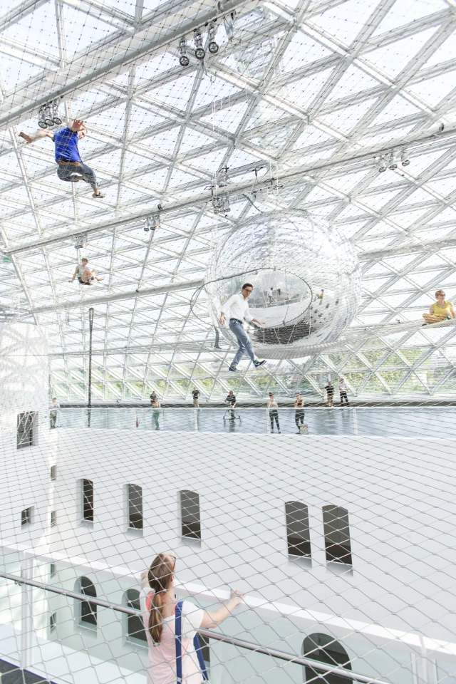 The installation featues in the K21 Ständehaus building of the gallery (Image: Studio Tomás Saraceno © 2013)