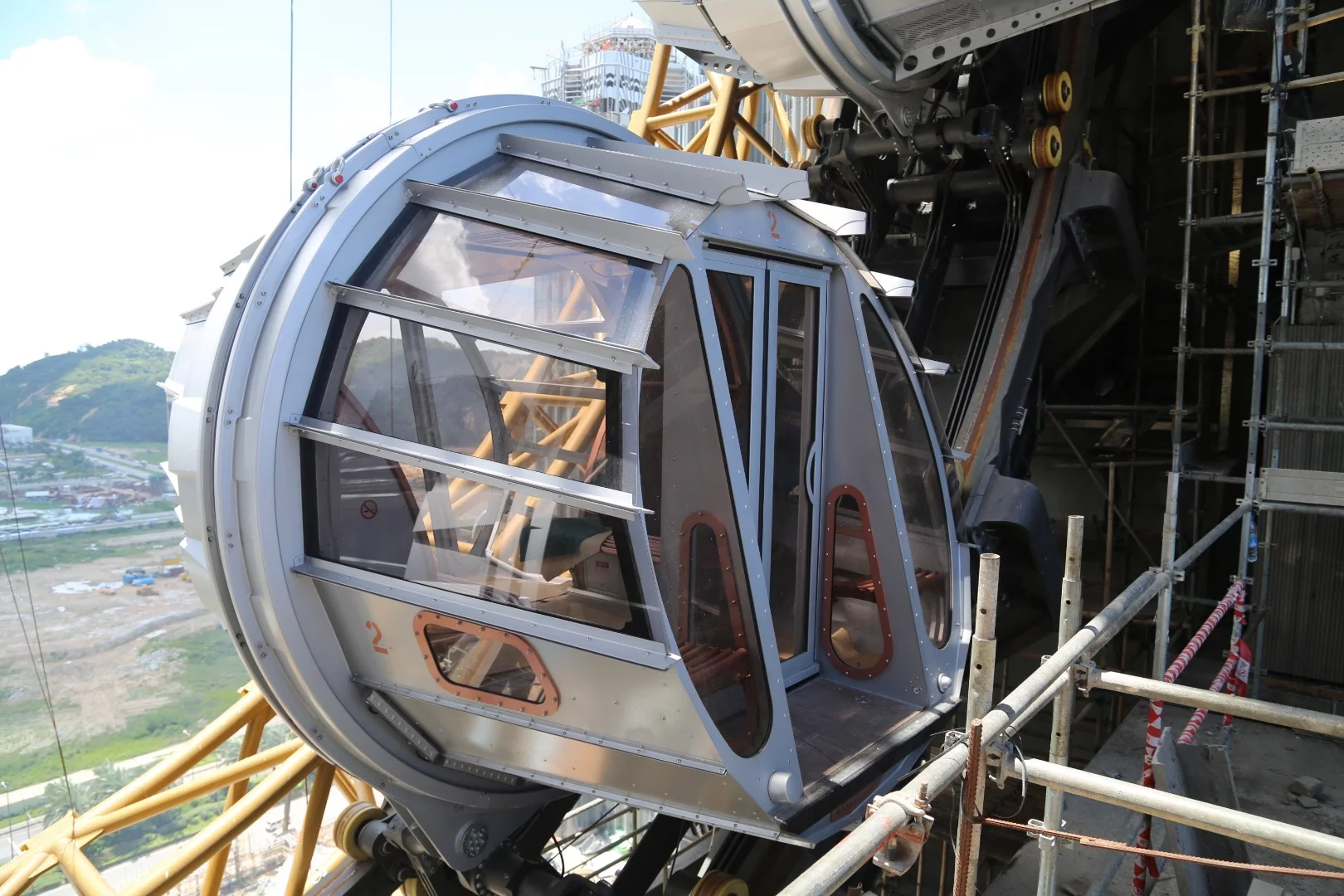 Up to 10 people will fit into each pod and rides will last for over 15 minutes