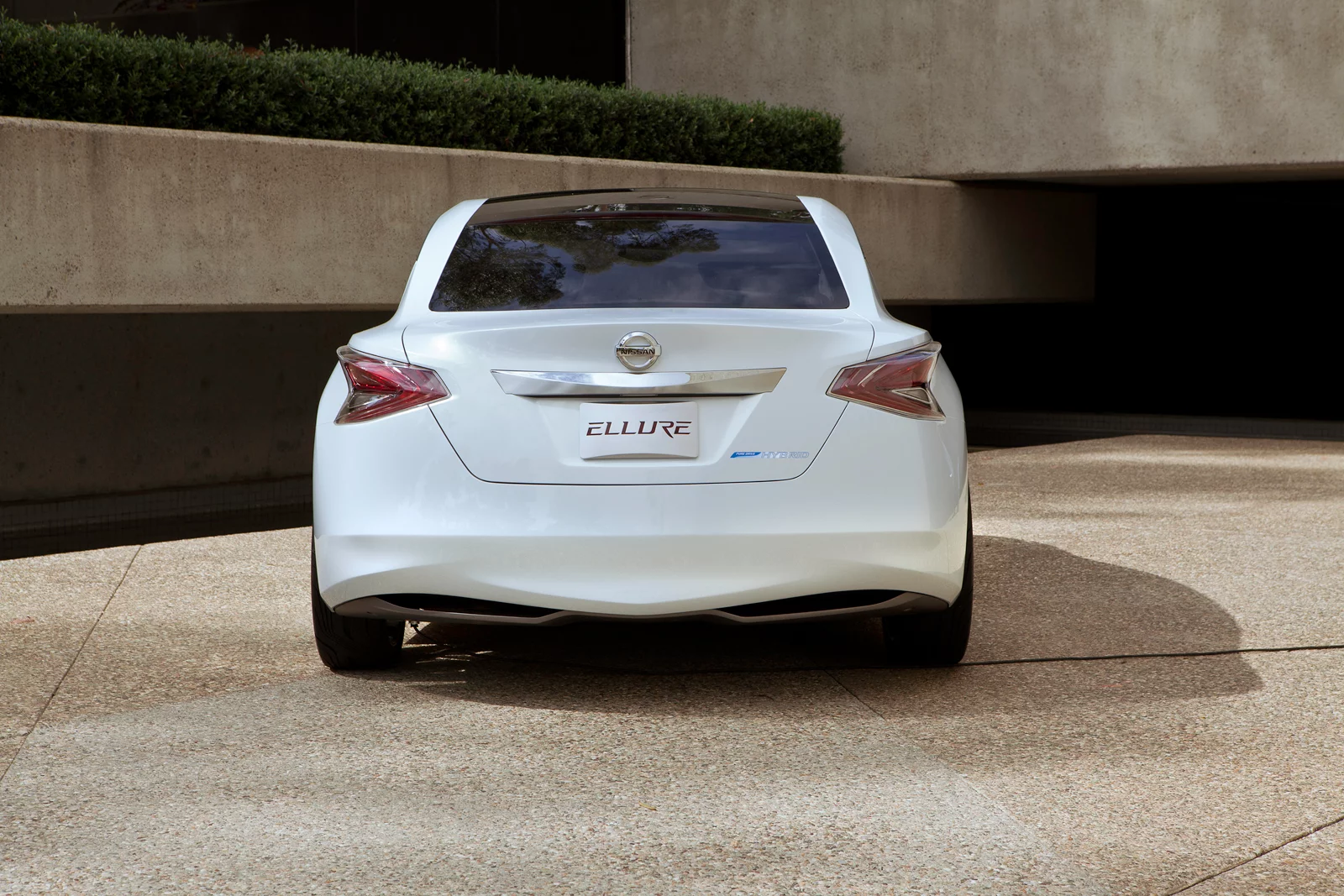 Nissan Ellure Concept