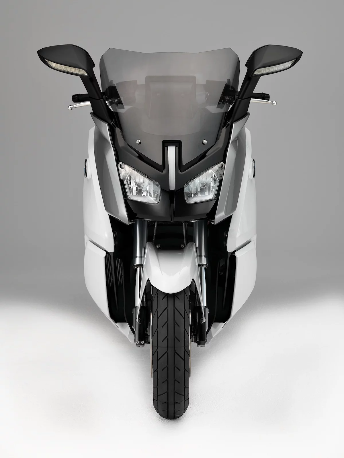 BMW C evolution front view