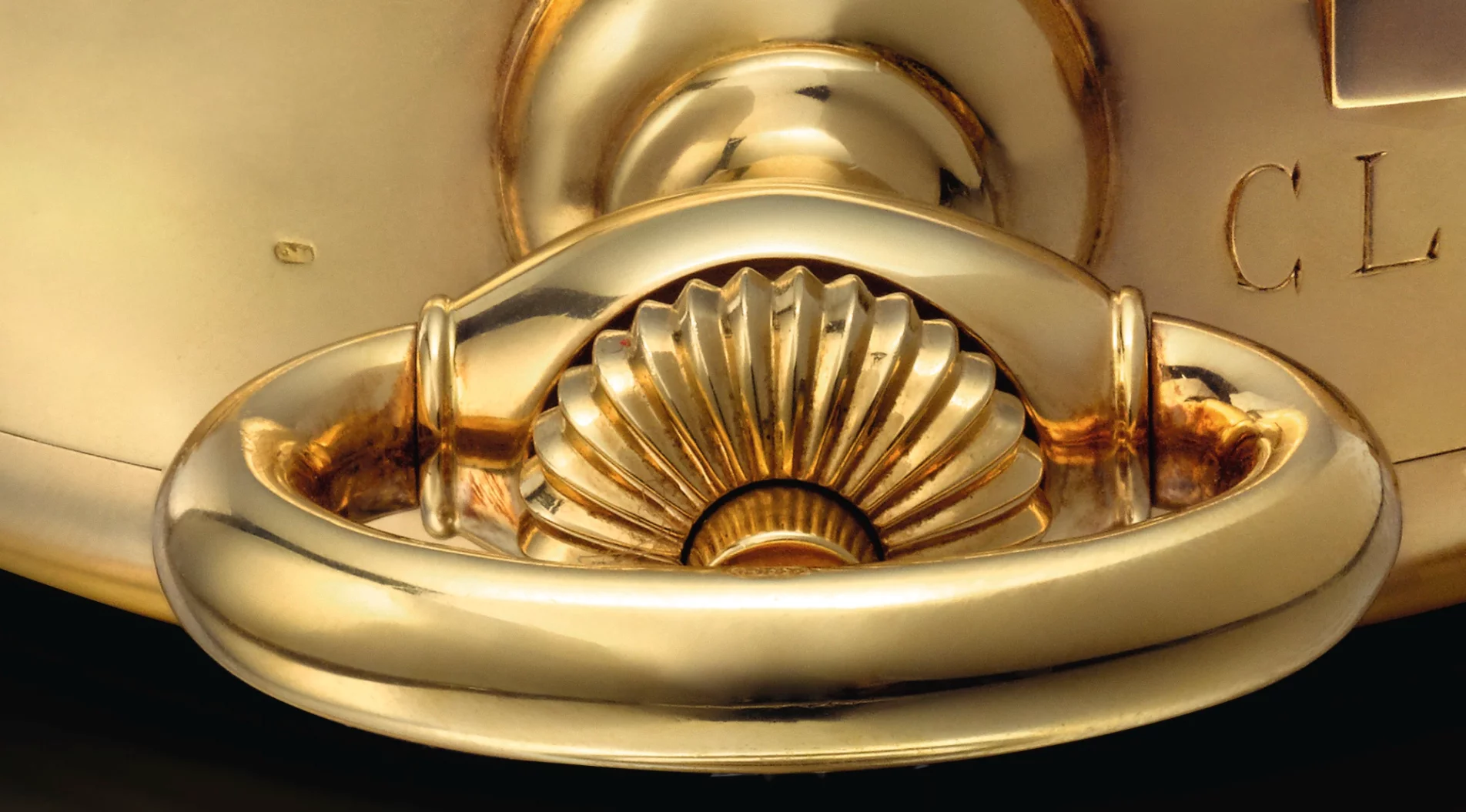 The Patek Philippe Calibre 89 winding crown