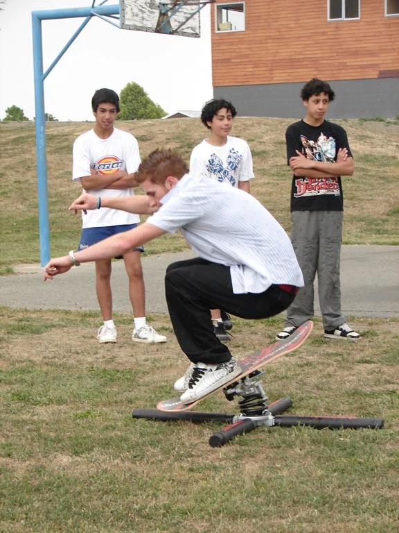 The tilt can be limited with Gyroboard's hardware