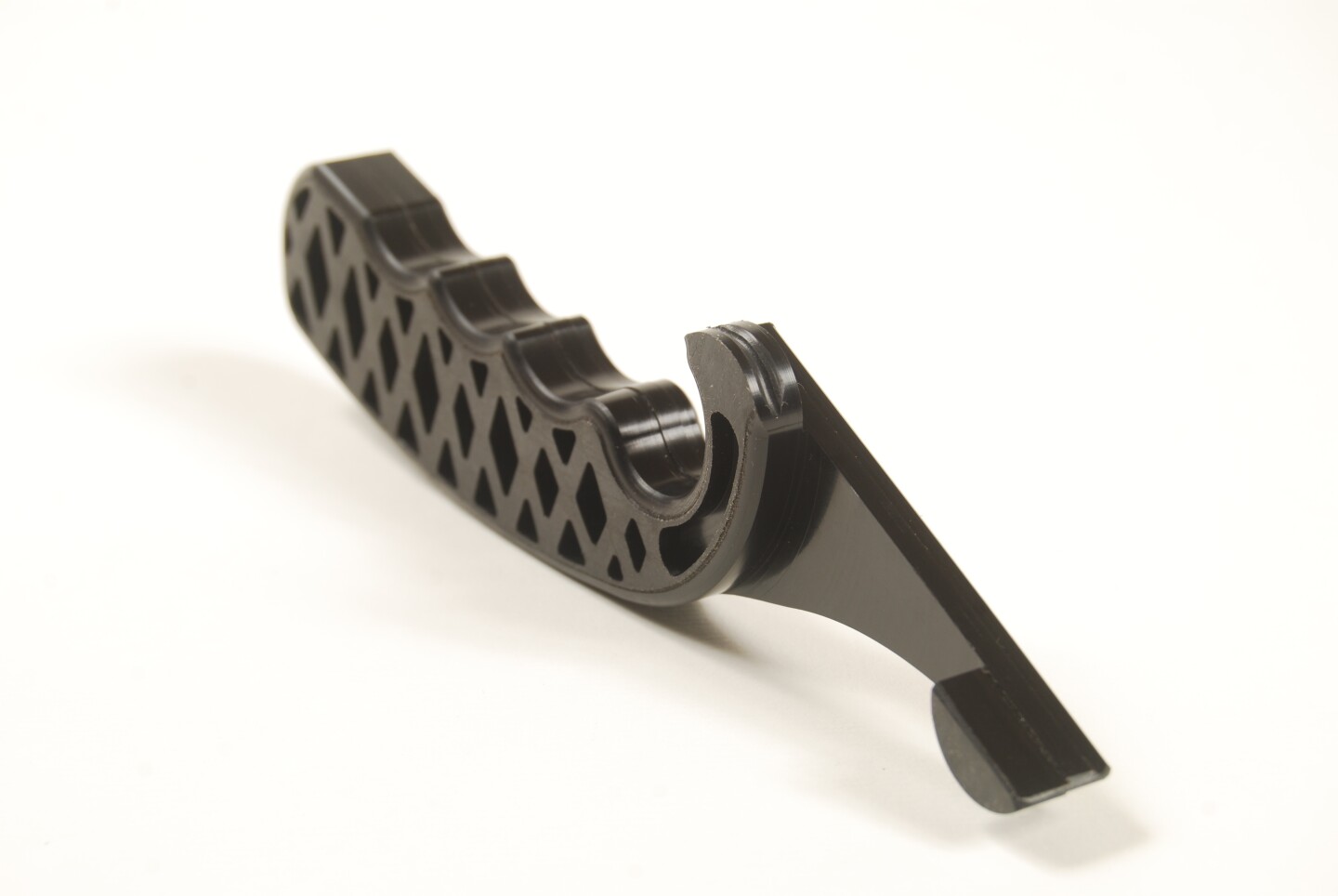 String Stretcha breaks in new guitar strings in just five minutes