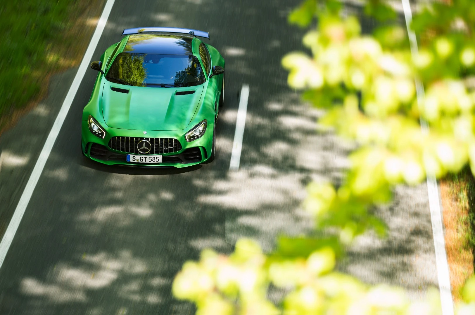 A number of new components and systems improve the GT R's aerodynamics
