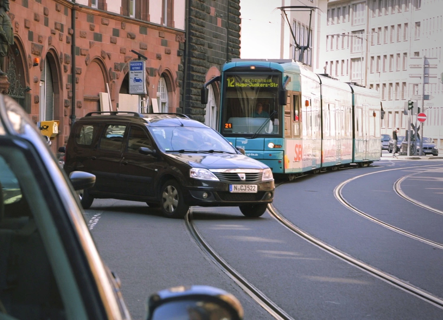 The system has been approved for use in public transportation by the German state of Hesse and is being fitted to trams in Frankfurt now