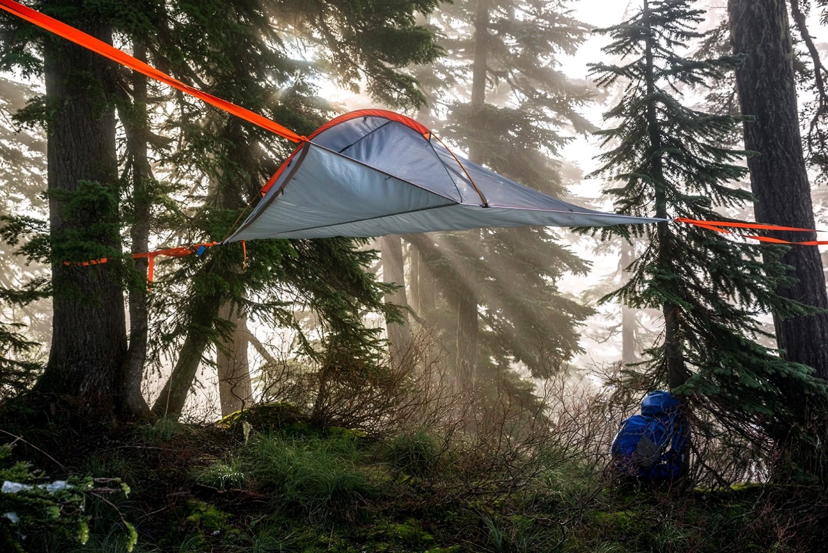 The tent offers a total floorspace of 3.75 sq m (40 sq ft)
