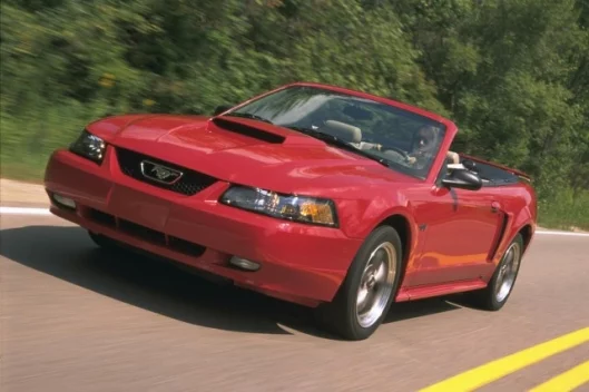 Mustang GT 2001
