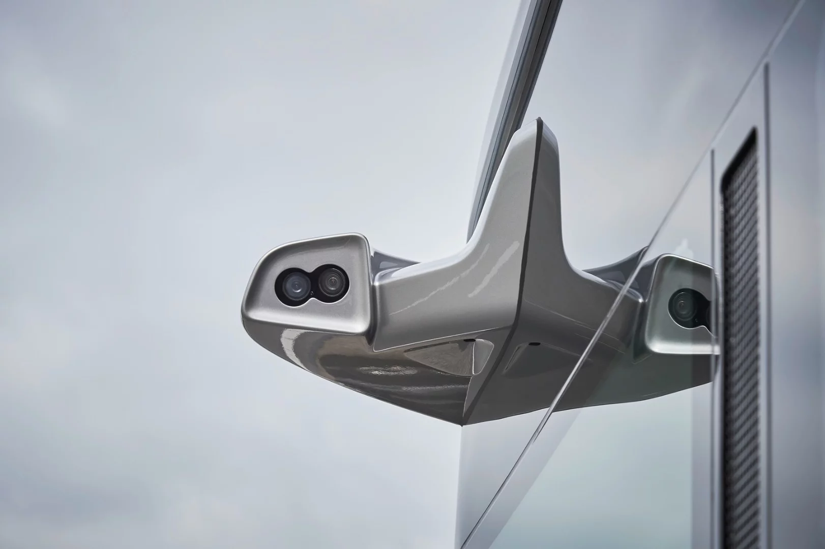 Two stereo cameras with a range of up to 50 m (164 ft) provide 3D vision and obstacle recognition