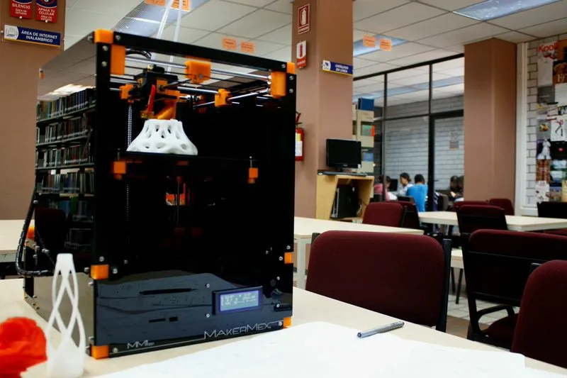 Materials the MM1 is capable of printing include ceramic, Play-Doh, batter, rubber, plastics and conductive material