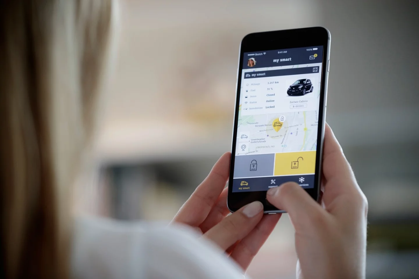 For the in-car delivery, both the courier and the customer use special mobile apps that will be available for iOS and Android at first