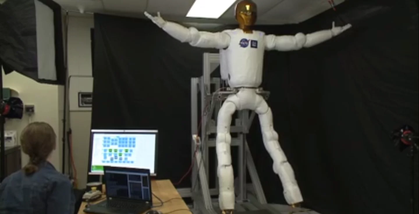 Robonaut 2 with its new legs (Image: NASA)