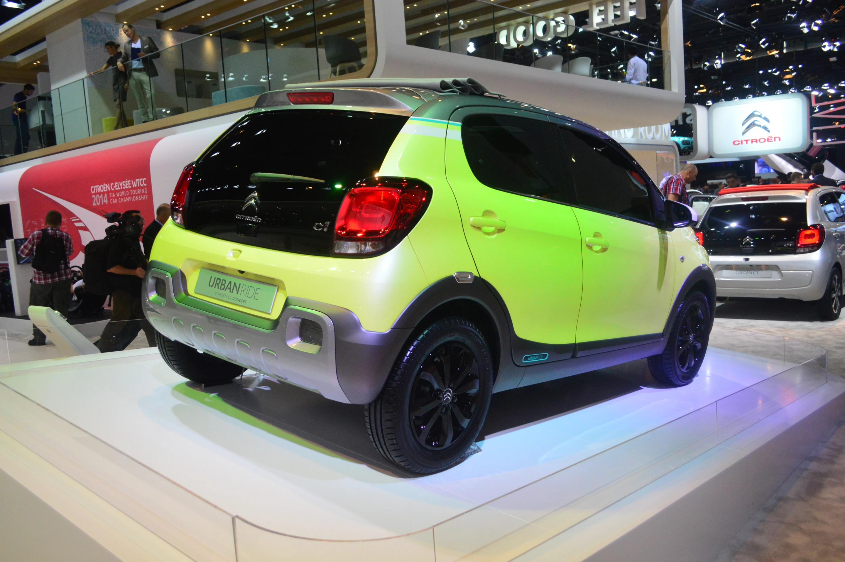 Prepared exclusively for the Paris Motor Show, Citroën's C1 Urban Ride Concept highlights customization (Photo: C.C. Weiss/Gizmag)