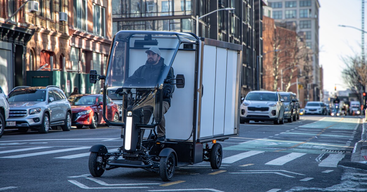 Honda unveils Fastport eQuad for urban deliveries Honda unveils Fastport eQuad for urban deliveries