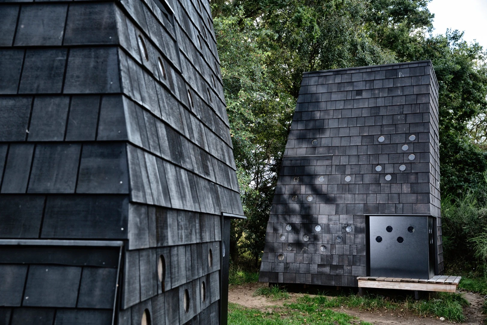 Danish firm Lumo Arkitekter recently installed a total of 50 small wooden shelters throughout 19 coastal beauty spots in Denmark