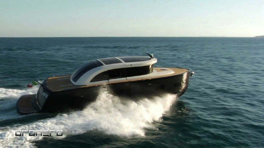 The Oronero travels of speeds of up to 25 knots