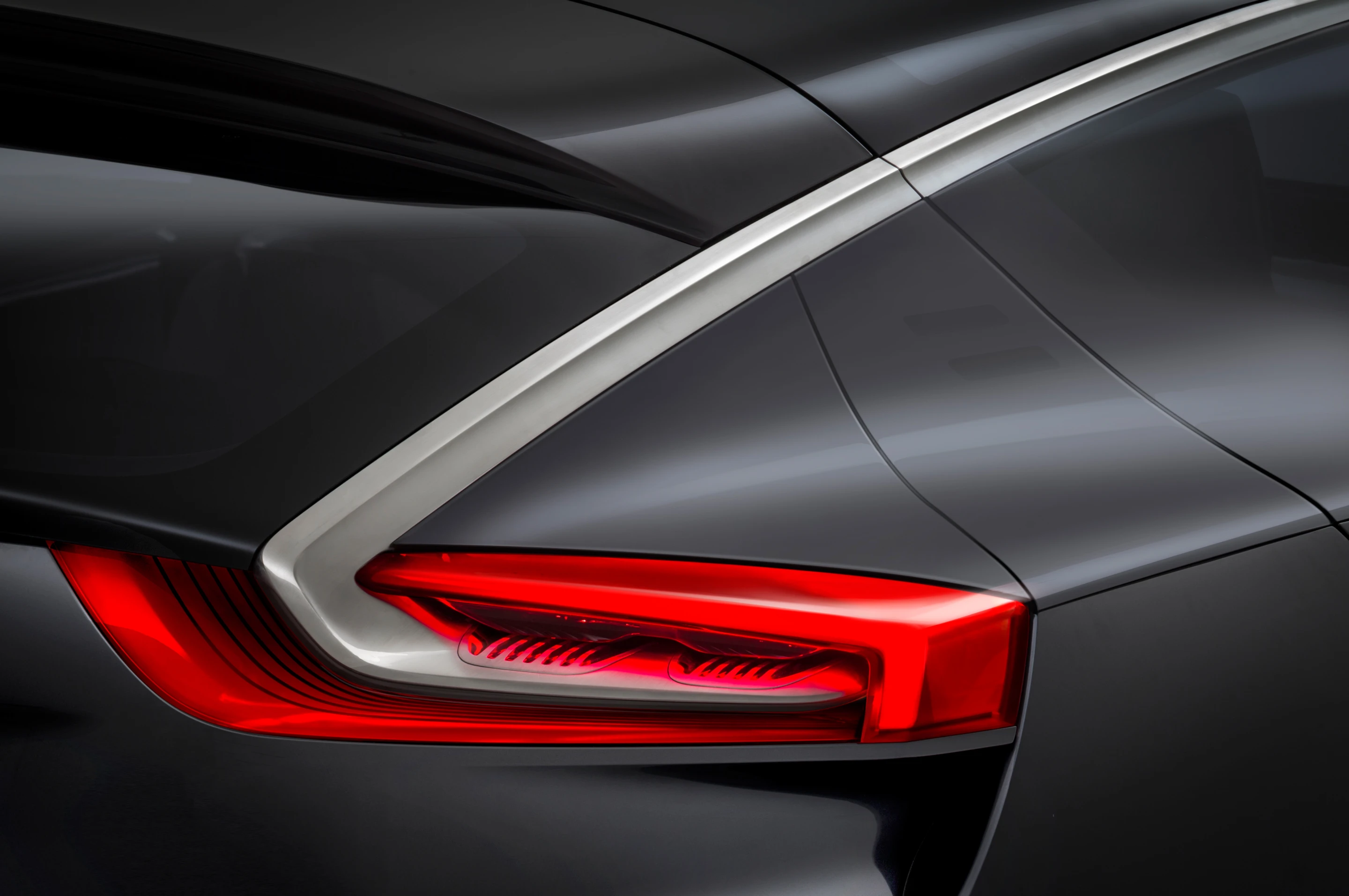The Vauxhall Monza Opel's rear brake light detail
