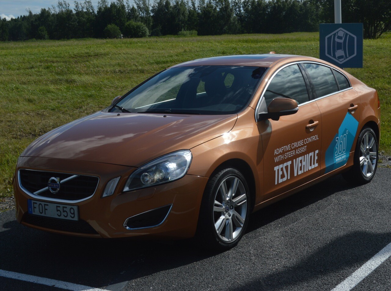 Volvo's Adaptive Cruise Control with steer assist test vehicle (Photo: Gizmag)