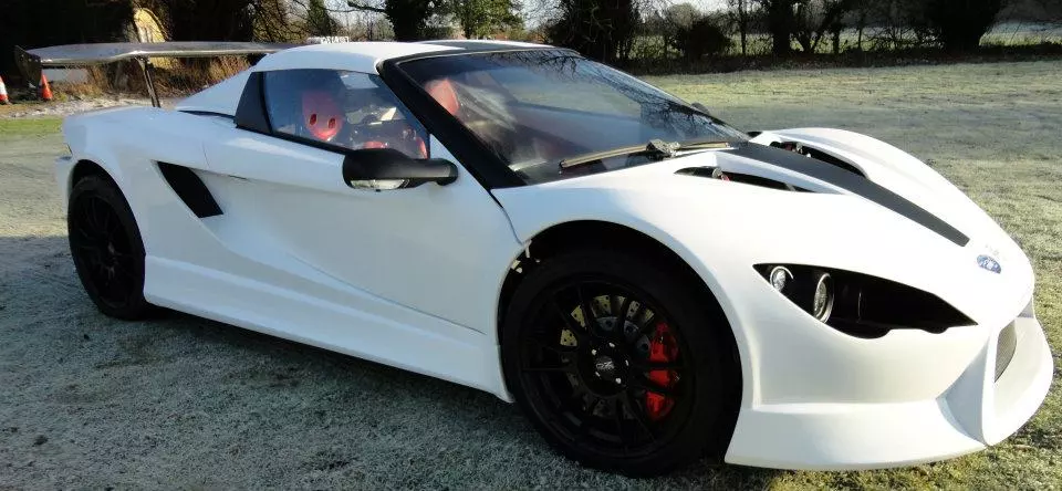 The AEDC has been designed to compete in drift races, where cornering is undertaken with a controlled sideways slide