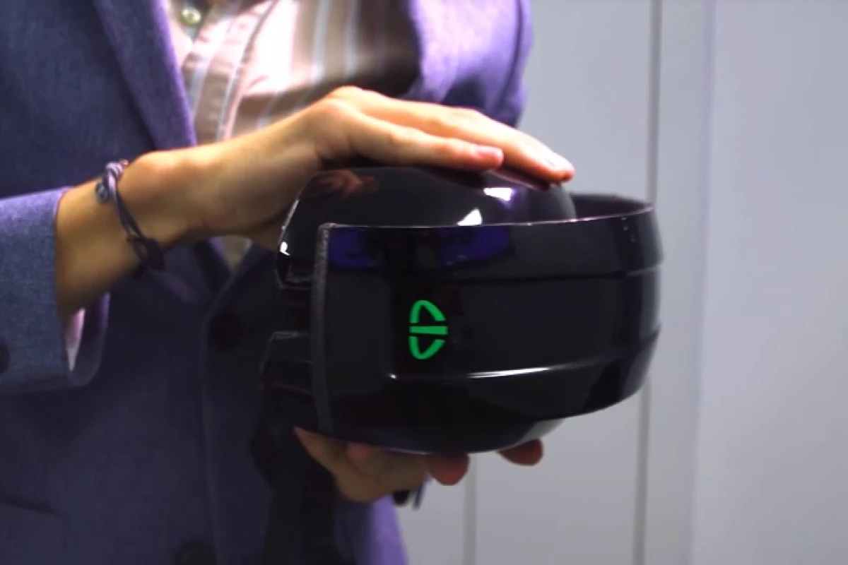 The LID helmet is currently crowdfunding on Indiegogo