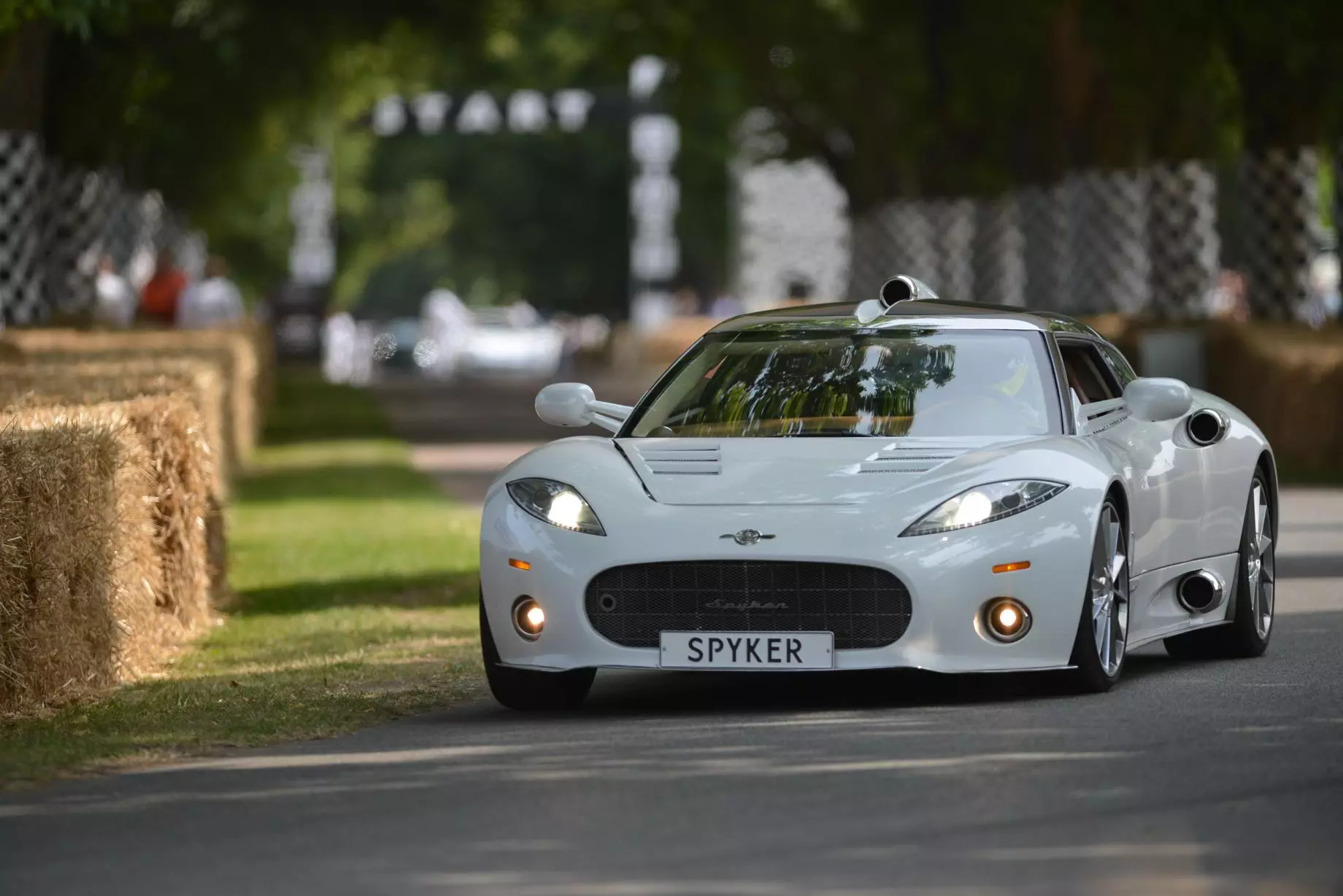 Spyker C8 Aileron