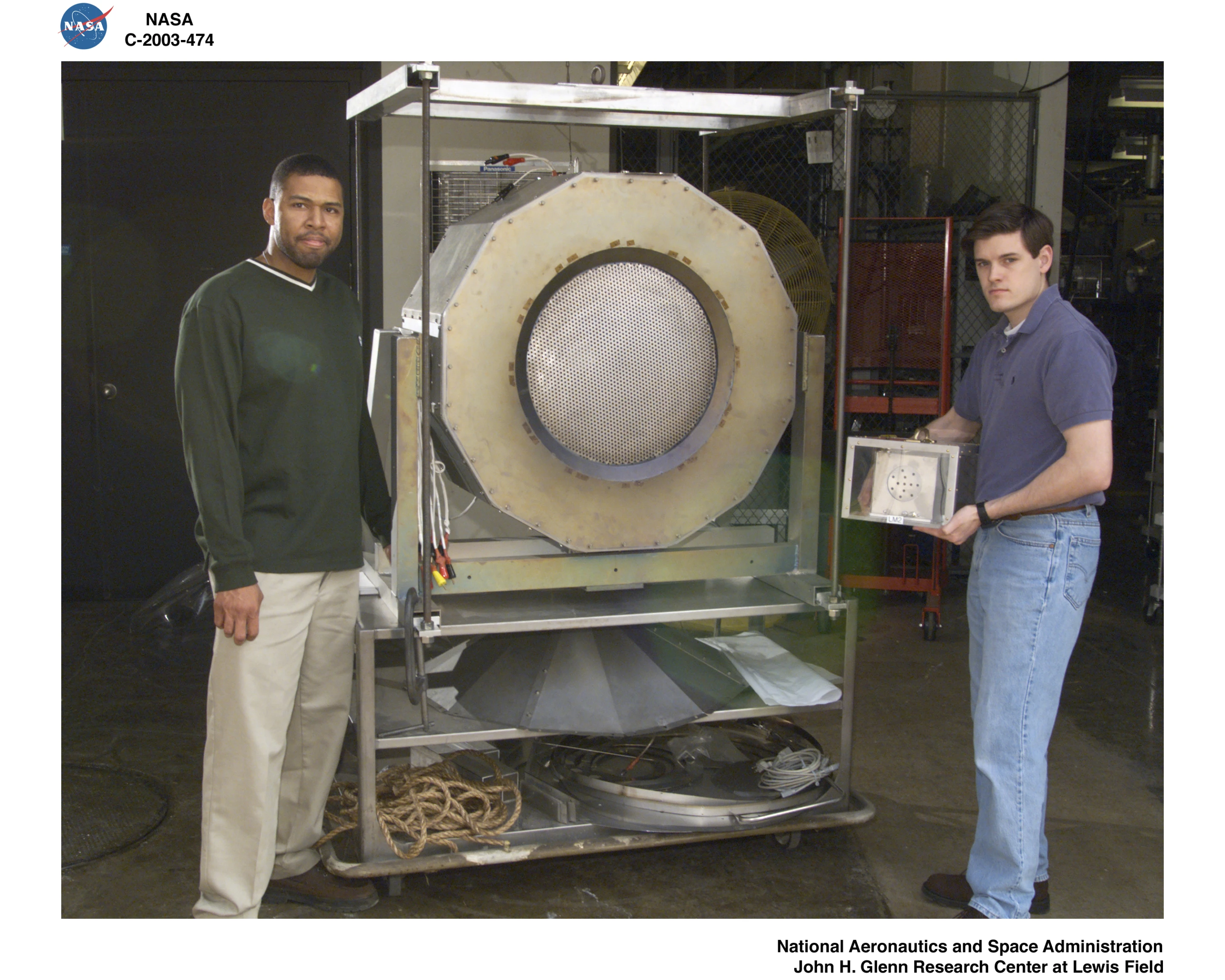 The NEXT engine (Photo: NASA)
